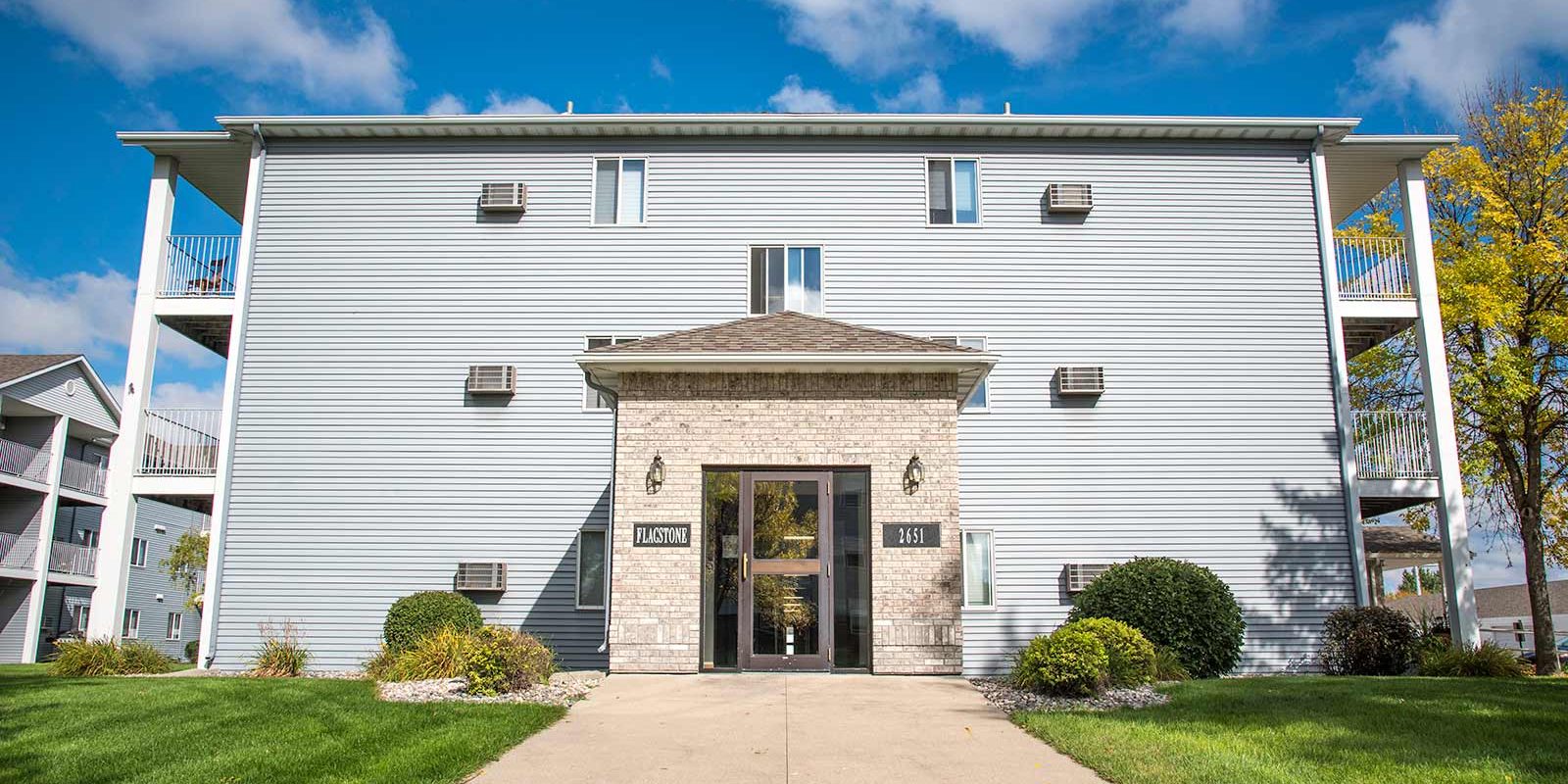 √ Flagstone Apartments Fargo